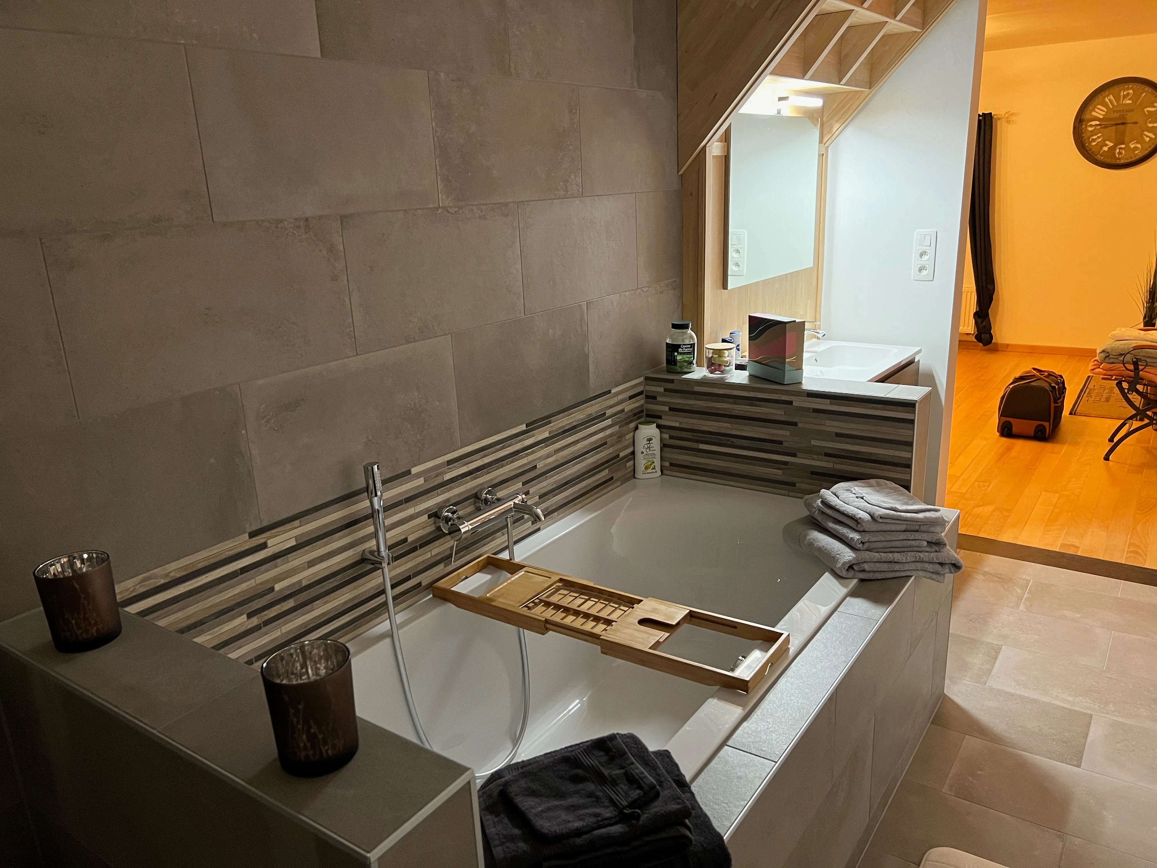 Suite Saphir - Vue 3